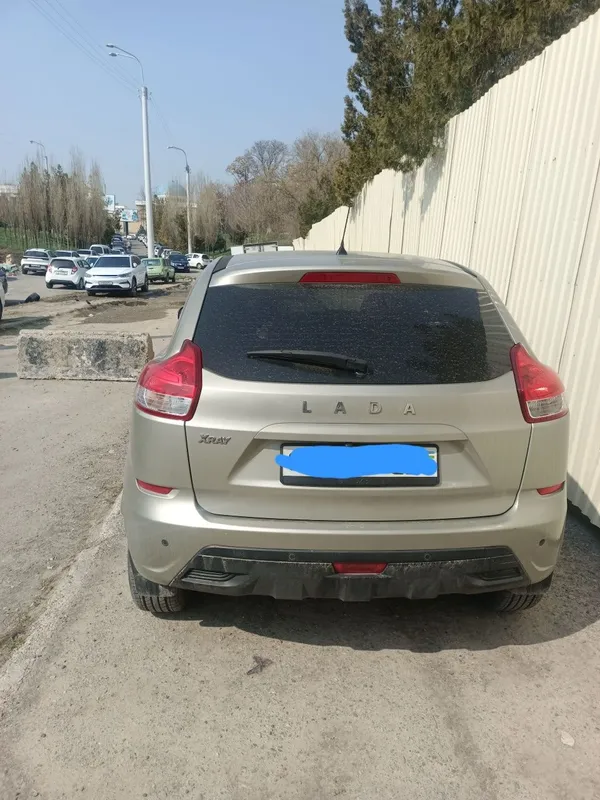 Lada XRAY хетчбек 2 Lada XRAY хетчбек 2