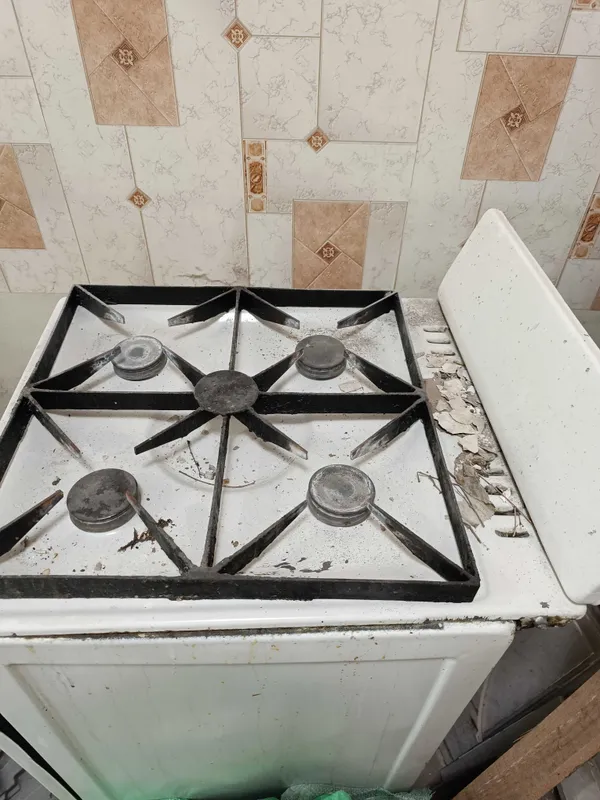 Продаётся газовая плита срочно 1