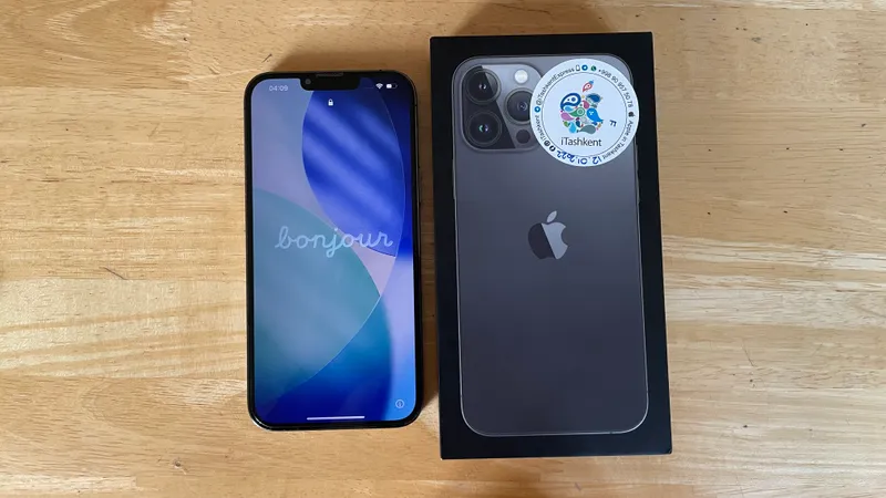 iPhone 13 Pro Max 1 iPhone 13 Pro Max 1