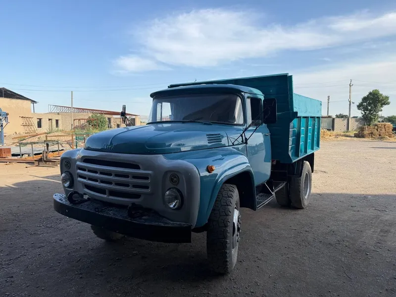Zil 130 sotiladi