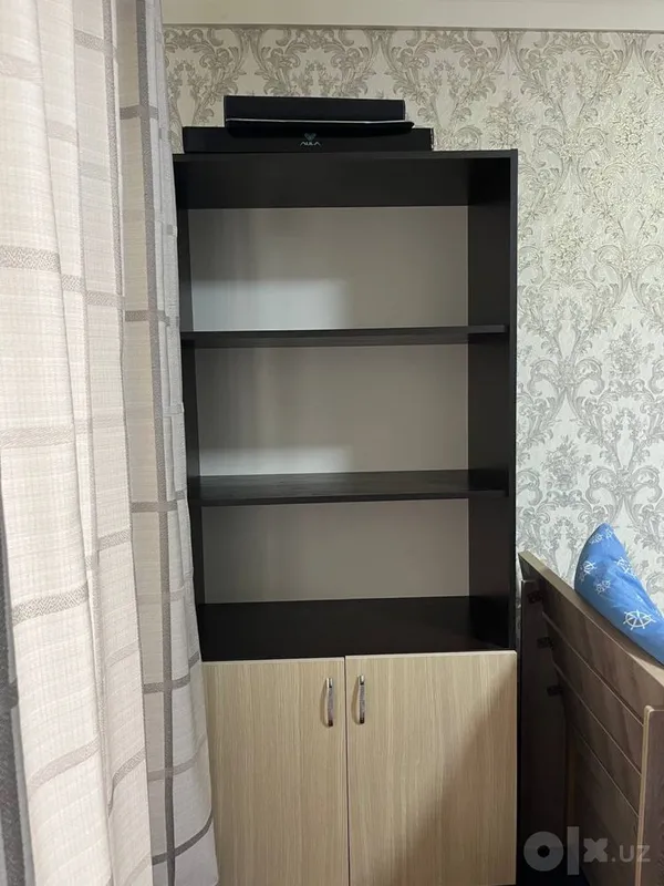 Kitoblar/ofis/yotoqxona uchun javonli shkaf 4 Kitoblar/ofis/yotoqxona uchun javonli shkaf 4