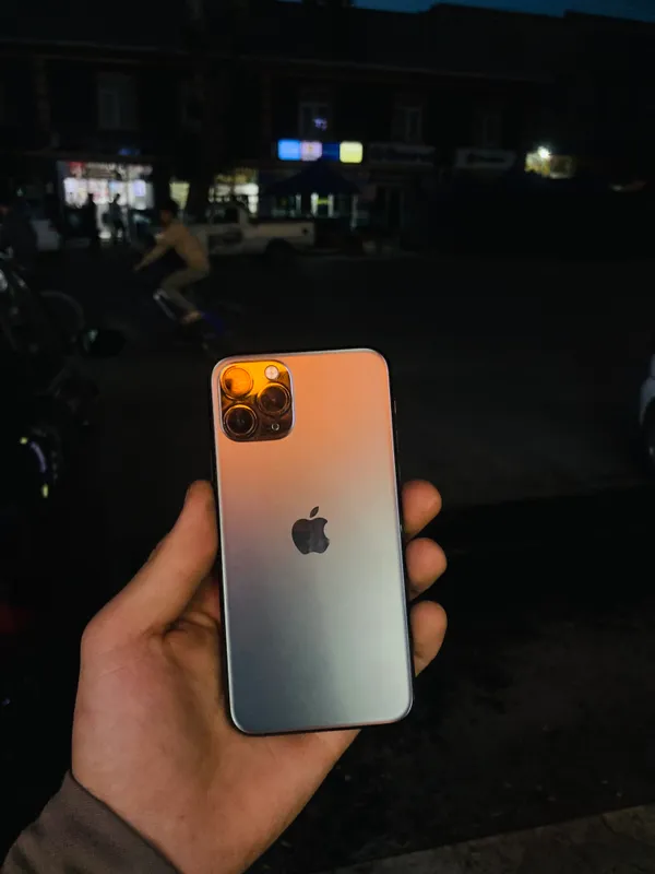 Iphone 11 pro Xotira 64 yomkost 96 aybi umman yoq — фото 6