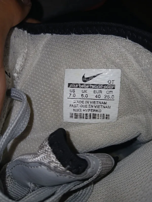 Baksyorka Nike Machomai 2 razmer 40 3