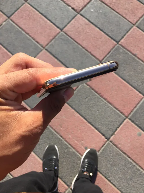 Iphone Xs 800 000 so’m 4