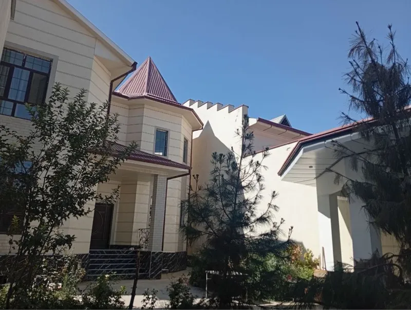 Продается участок 6 соток Яшнабадский район метро Заправка Лукойл 1 Продается участок 6 соток Яшнабадский район метро Заправка Лукойл 1