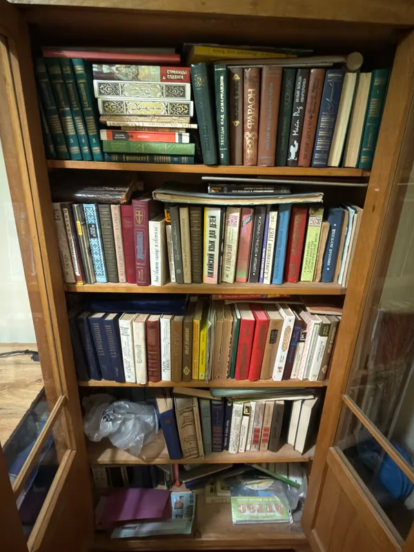 КНИГИ
