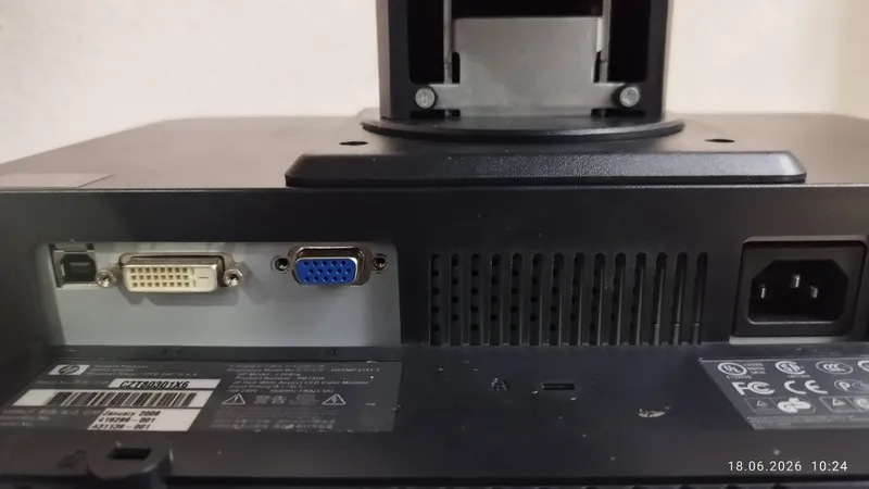 Монитор HP 20" LCD 4