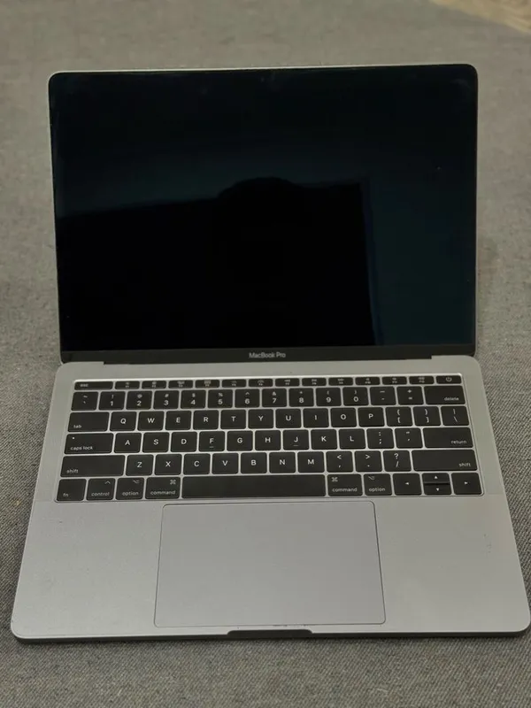 MacBook Pro 13” 2017 | Идеал | 256GB SSD | Срочно — фото 2