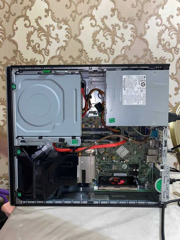 HP SFF + 4 GB videokarta