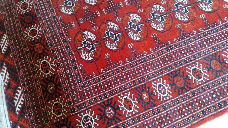 Ковёр туркменский, ручной работы.
