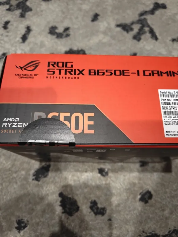 Asus ROG Strix B650E-I Gaming Wifi — фото 2