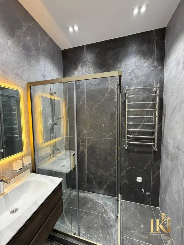 Parkent Avenue ЖКda (Yashnobod tumani) 70 m² 3 xonali kvartira 9