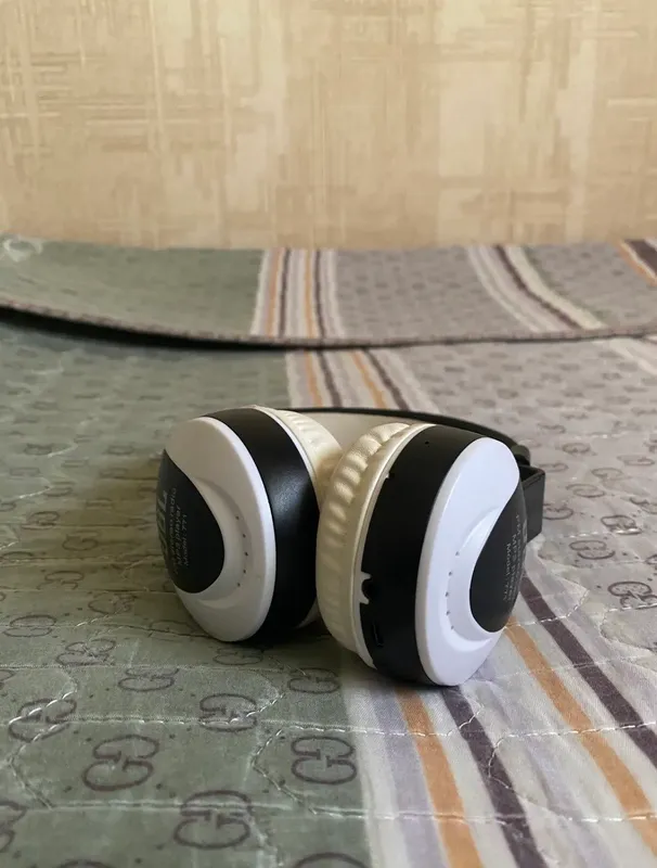 Наушник JBL 5