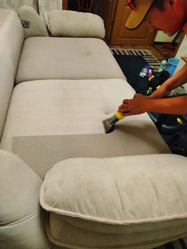 Yumshoq mebel va gilamlarni kimyoviy tozalash 5 Yumshoq mebel va gilamlarni kimyoviy tozalash 5