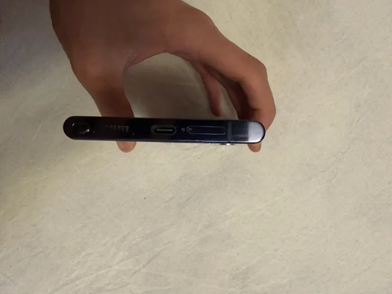 Samsung S22 Ultra срочно 4