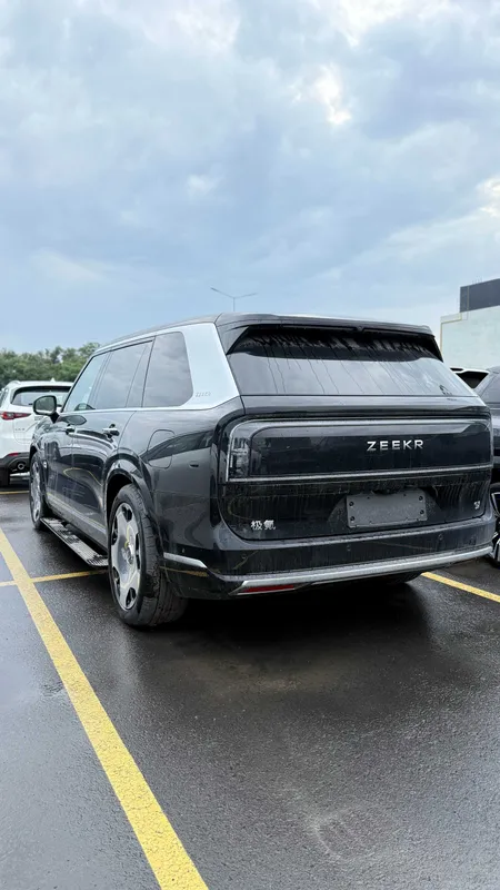 ZEEKR 9X 2025 ULTRA 6 местный ВНЕДОРОЖНИК 2.0Т самый фулл 70кВтч. — фото 5