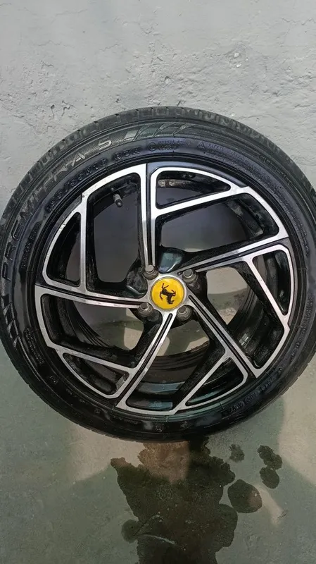Bentley Diska balon sotiladi 1 Bentley Diska balon sotiladi 1