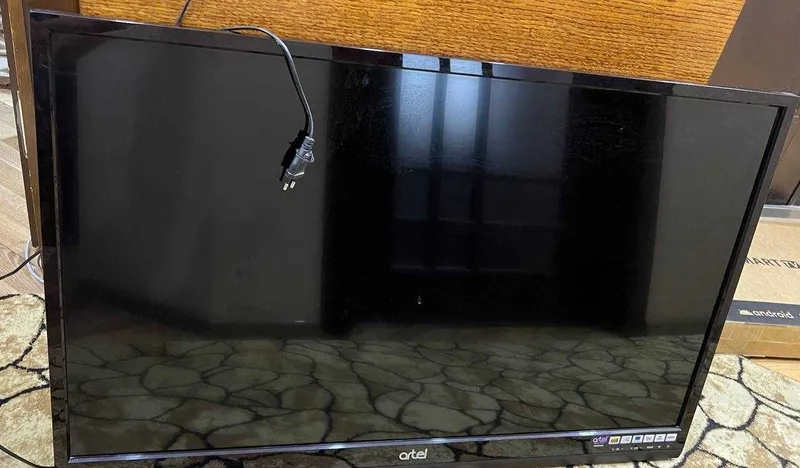телевизор Artel 43 диагональ HD 2 телевизор Artel 43 диагональ HD 2