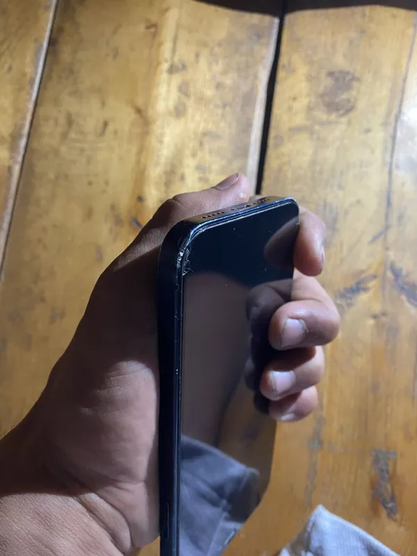Iphone 12 karabka dakument bor 6