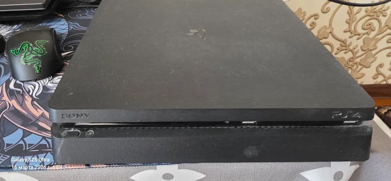 Приставка PS 4 slim 1 Tb