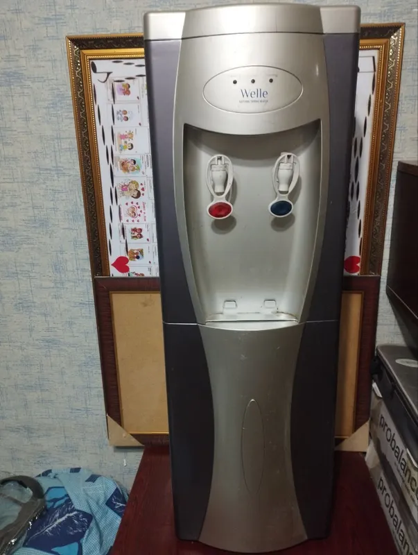 Продам кулер для воды