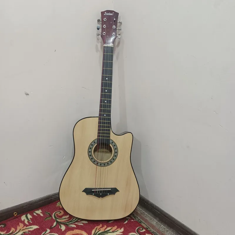 Sotiladi Gitara holati A'lo darajada