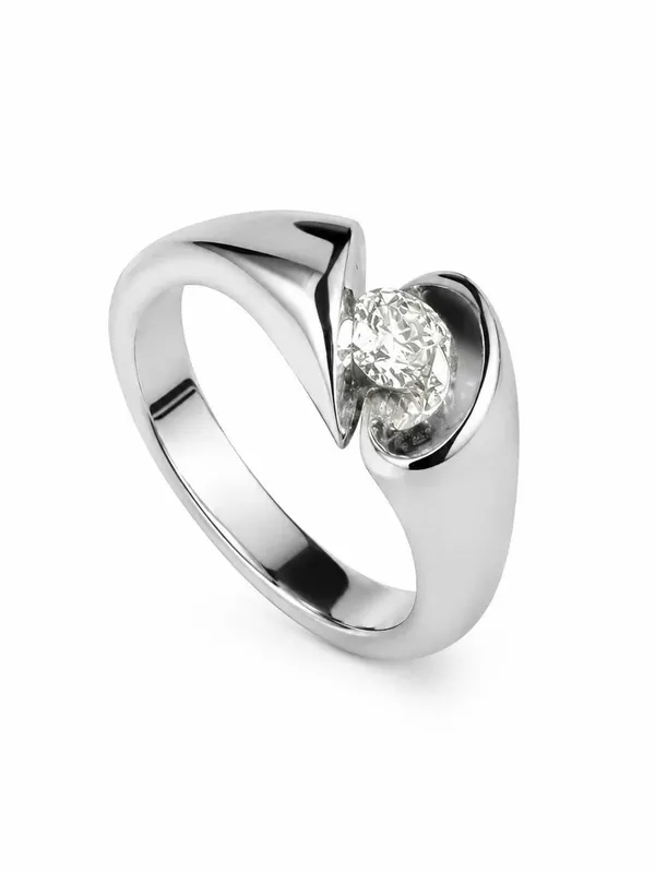 NEW Кольцо с бриллиантом 0,27ct