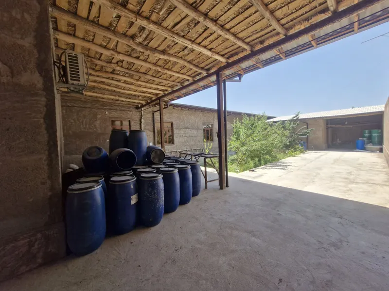 Pastki suloqlida 4xona, oshxona va ayvon ijaraga beriladi oilaga — фото 2