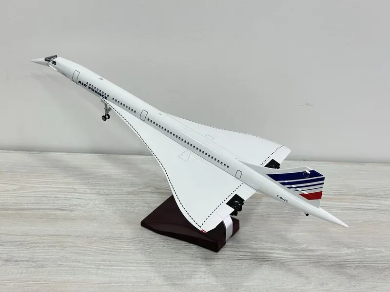 Самолет модель CONCORDE с подсветкой (отличный подарок) 7 Самолет модель CONCORDE с подсветкой (отличный подарок) 7