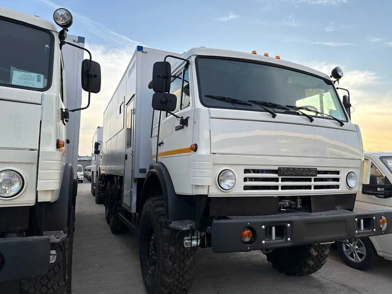 Вахтовый автобус вездеход Камаз 43118 полноприводнйый вахтовка 6х6 — фото 3