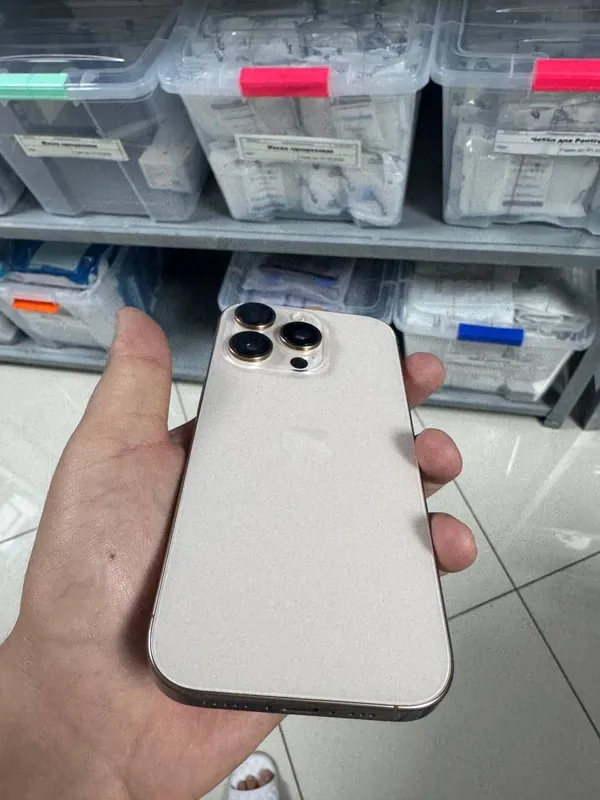 iPhone 16 pro 1 iPhone 16 pro 1