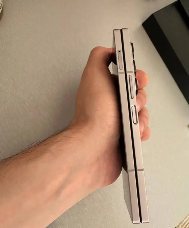 Samsung Z Fold 6 12/256 GB 4