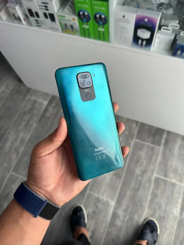 Redmi not 9  pamyati 64  kar dak bor