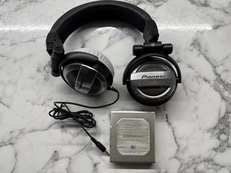 Мини диск плеер / MD Pioneer + наушники 1
