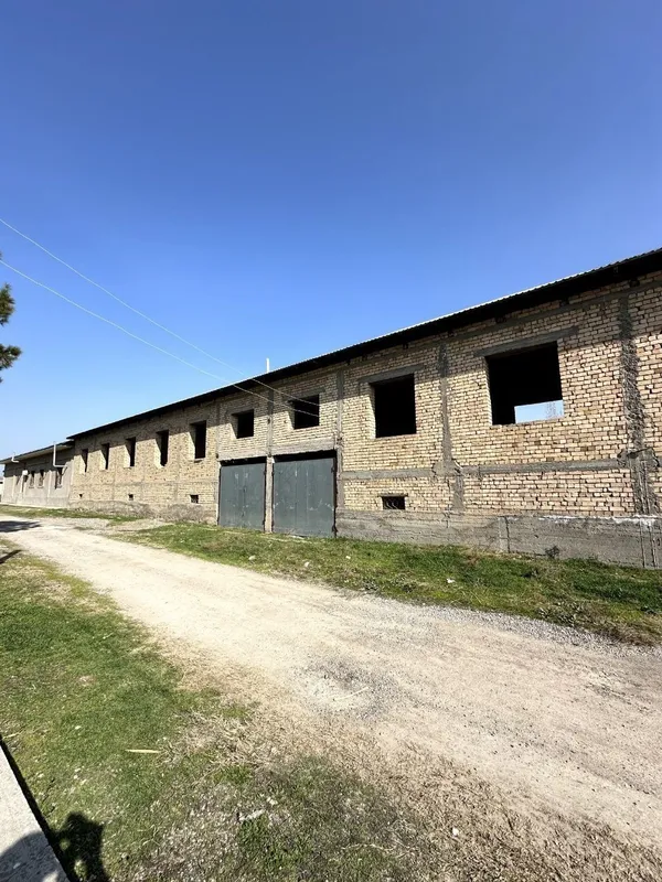 Янгиюль ул Самаркандская Дом Участок 10 соток 900 м² 10 комнат срочно