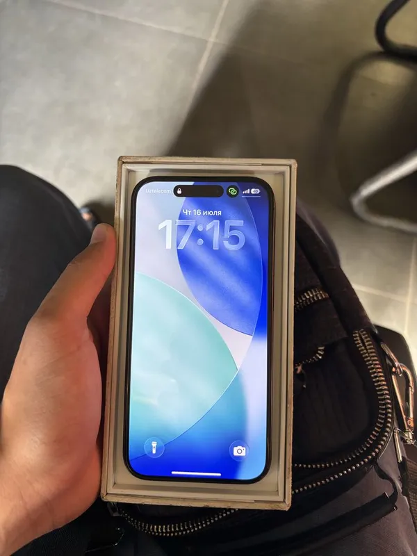 Iphone 15 Pro. 1 Iphone 15 Pro. 1