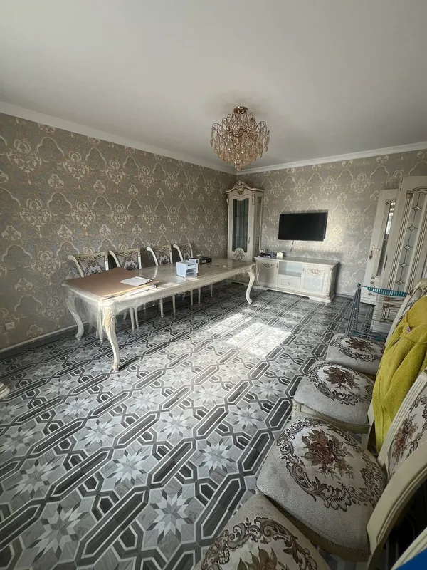 Просторный коттедж 217 м² на участке 400 м² — фото 1