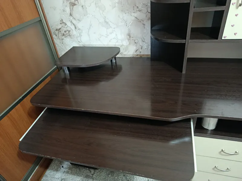 Kompyuter stoli 2