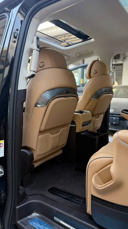 DENZA D9 2025 модель DM-i AWD Smart Driving 1020 Premium 2