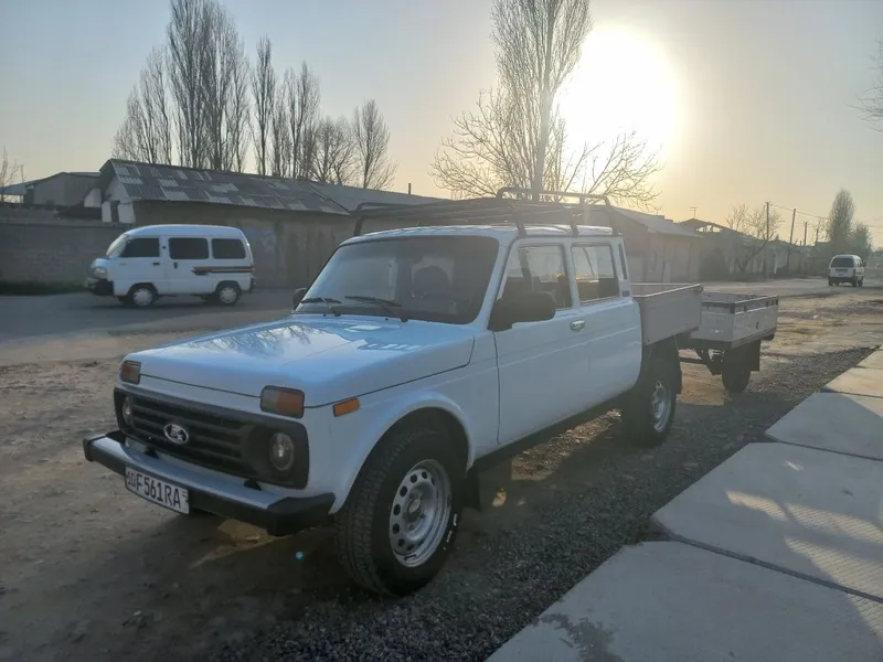 Lada Niva Pikap — фото 5