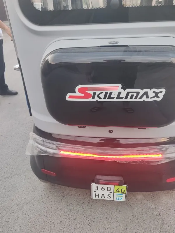 Skillmax elektron skutter 2