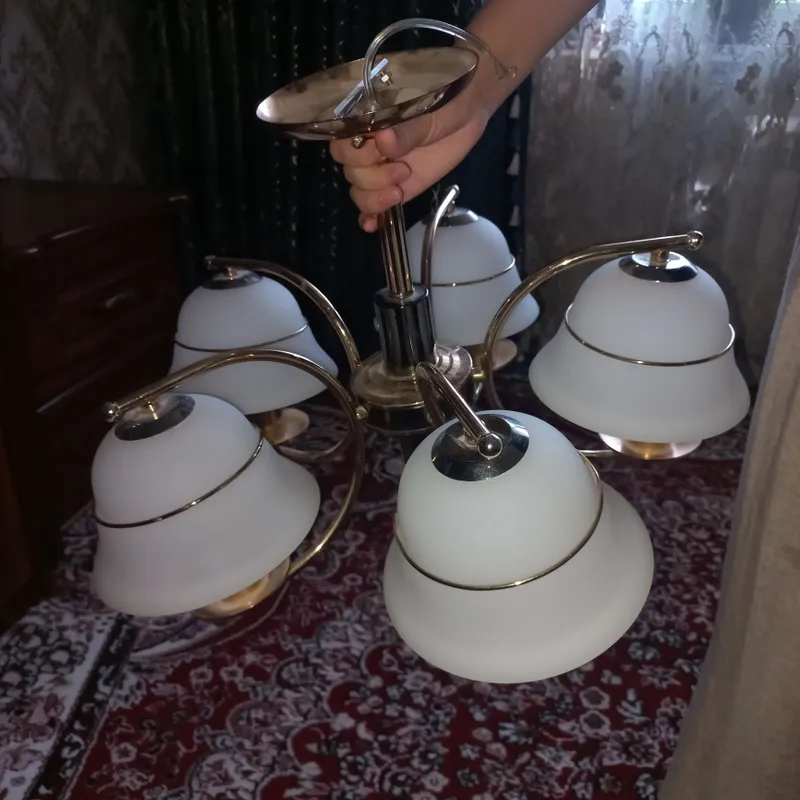 Люстра 6