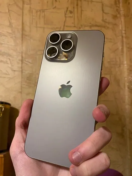 iPhone 15 Pro Max 1 iPhone 15 Pro Max 1