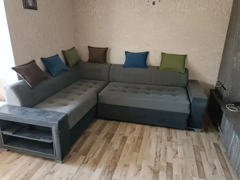 Продается уголок Продается уголок