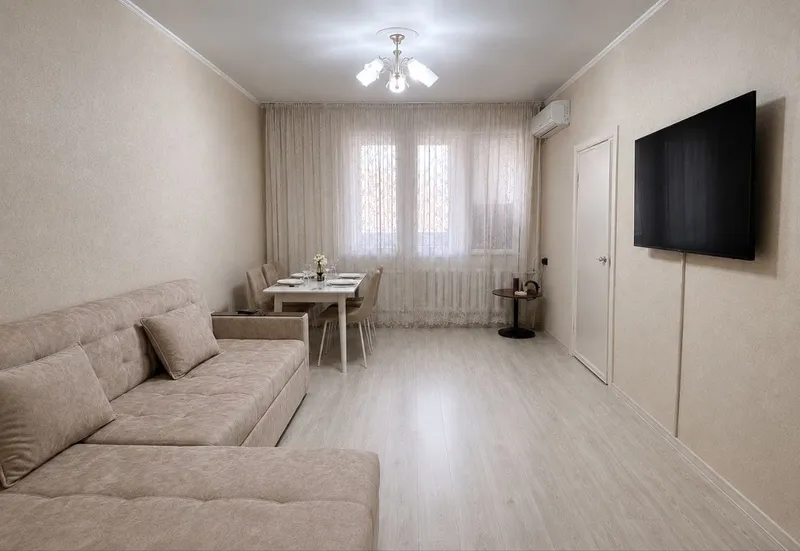2-комнатная квартира, 48 м², 3/4 этаж (вторичка) 2-комнатная квартира, 48 м², 3/4 этаж (вторичка)