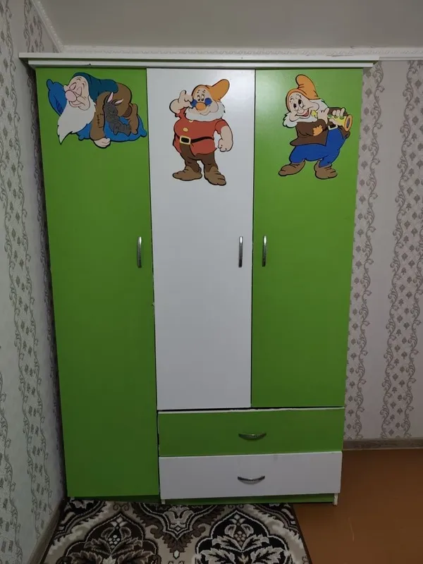 Продается детский шкаф 3