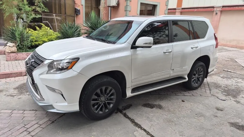 Lexus GX 460. Жемчуг.