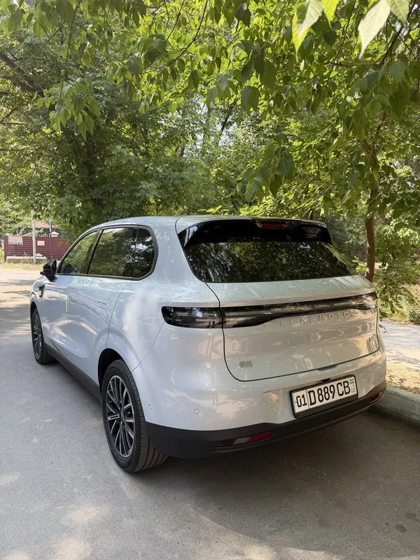 B10 leapmotor в идеальном состоянии пробег 10 000 км цвет нордо грей! 3 B10 leapmotor в идеальном состоянии пробег 10 000 км цвет нордо грей! 3