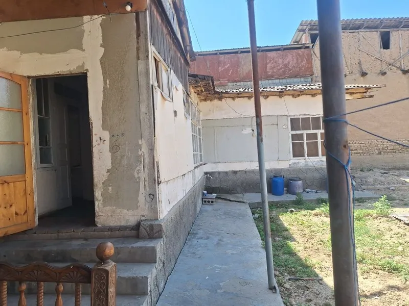 Uy sotiladi sirochna 1