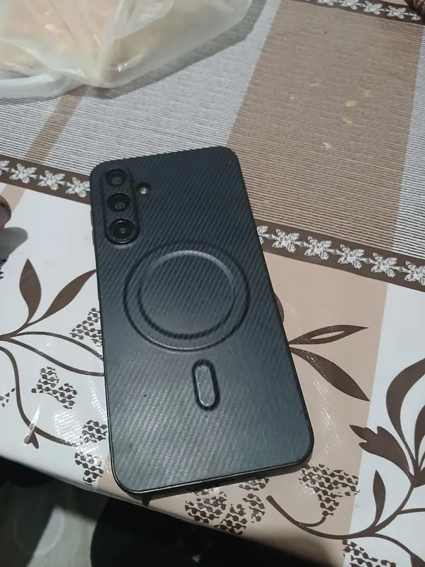 samsung a16  xotira 128 6